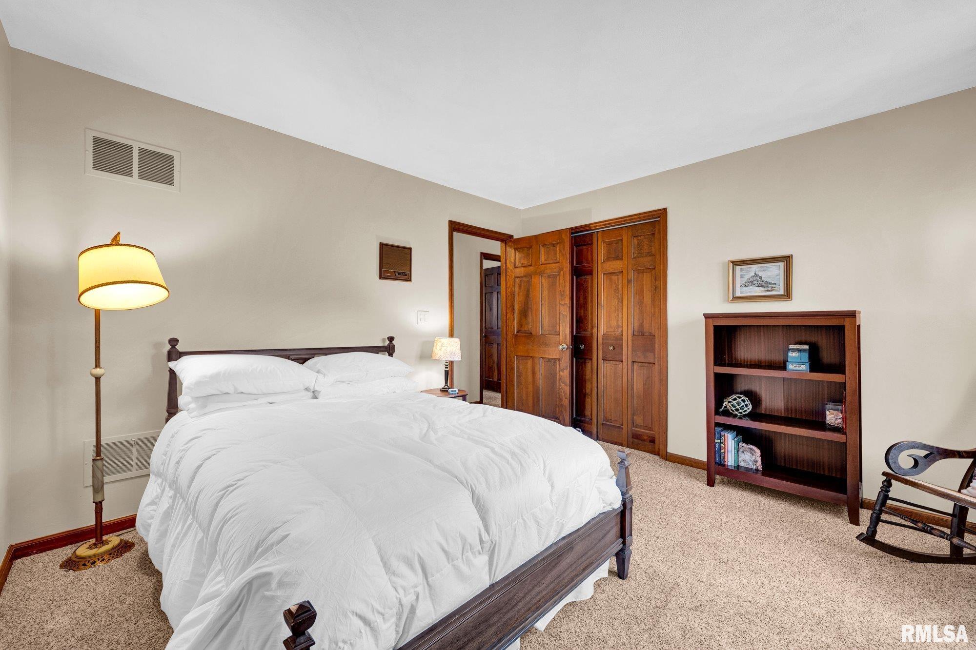 1230 Olde Farm Road East Peoria, IL 61611 - Photo 38 of 73