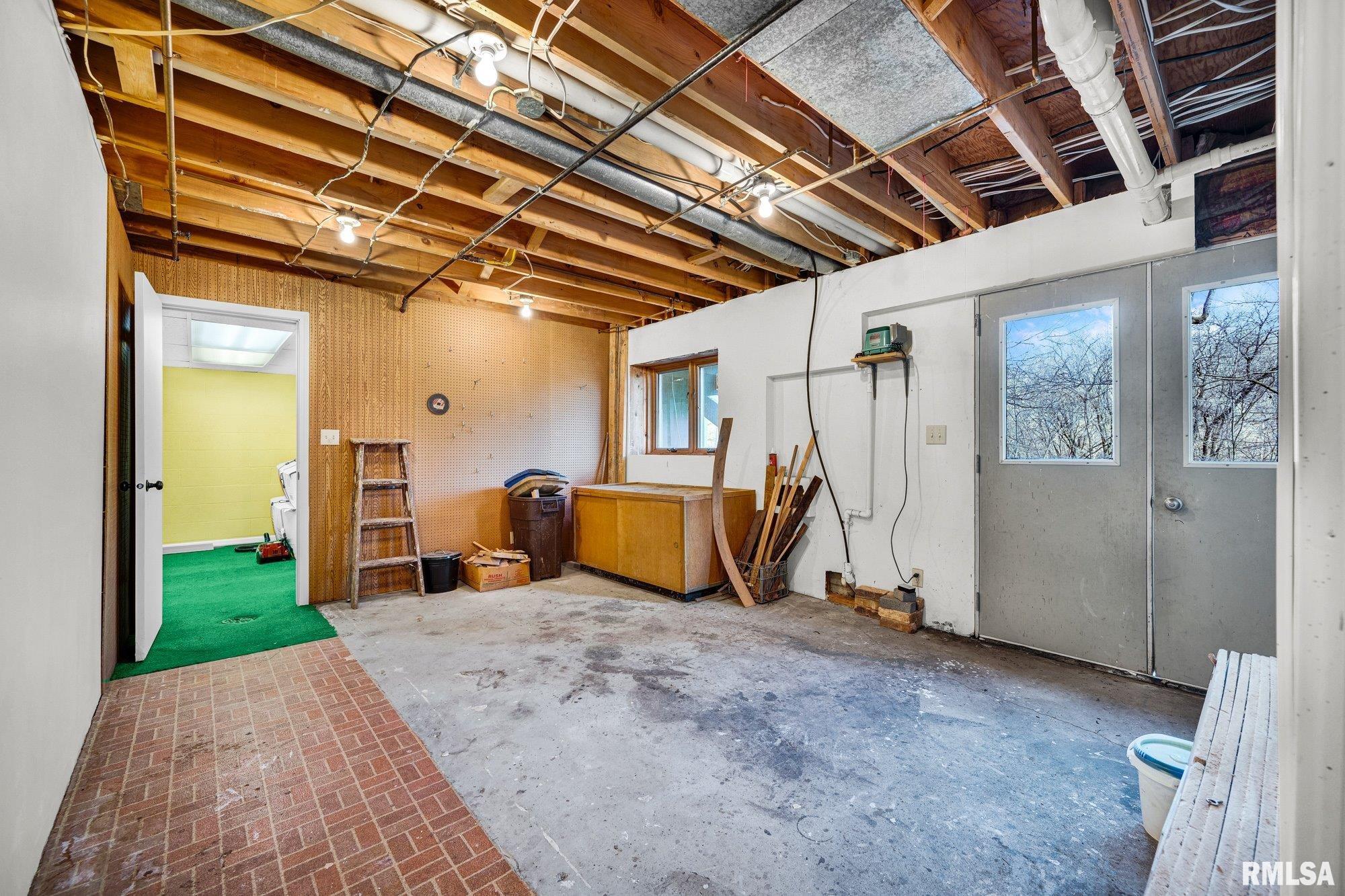 1230 Olde Farm Road East Peoria, IL 61611 - Photo 47 of 73