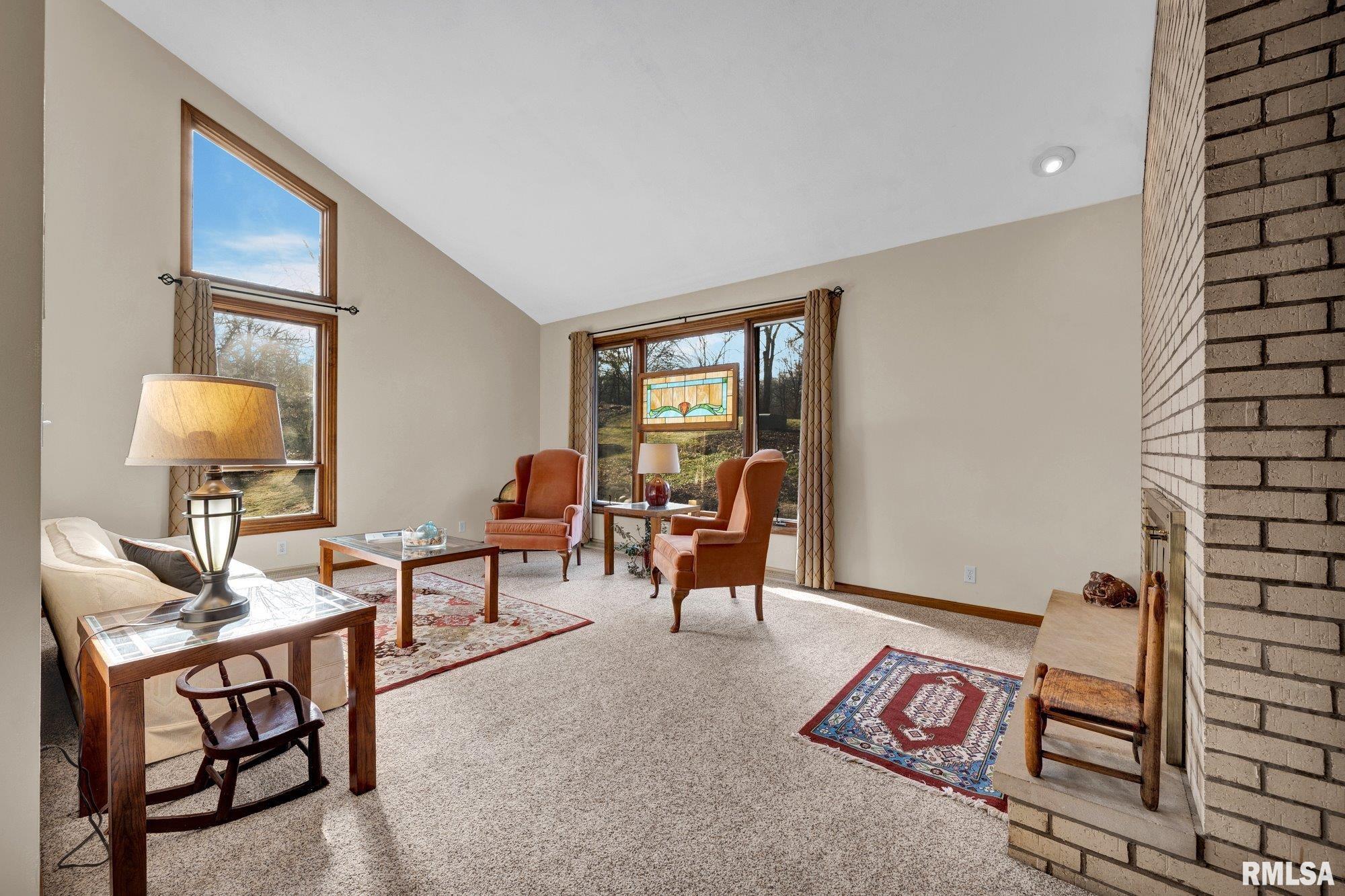 1230 Olde Farm Road East Peoria, IL 61611 - Photo 5 of 73