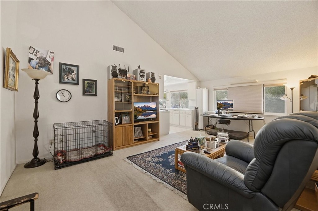 8618 Turlock Drive Riverside, CA 92504 - Photo 10 of 31