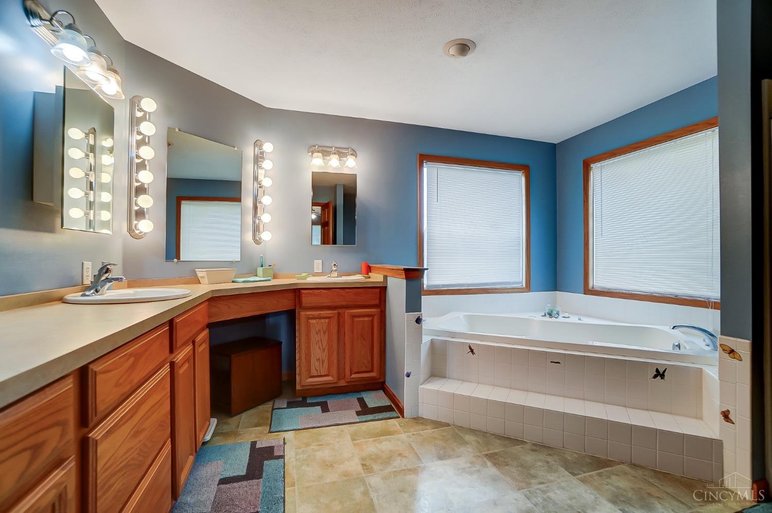 429 Reeder Road Blanchester, OH 45107 - Photo 27 of 64 Gallery Image 27