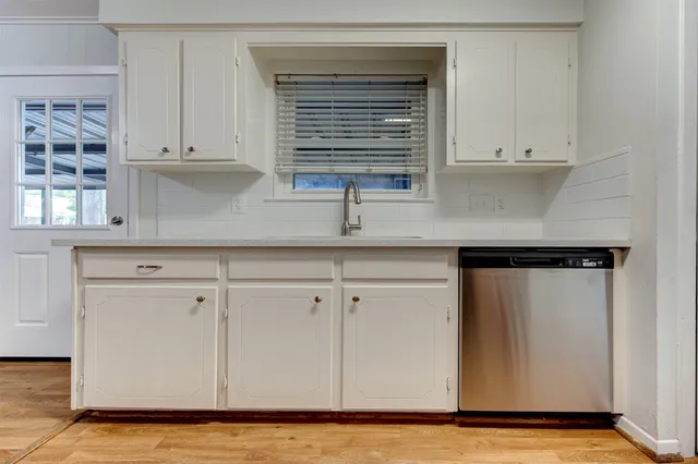 $259,900 | 7115 Drowsy Pine Drive, Houston, TX 77092