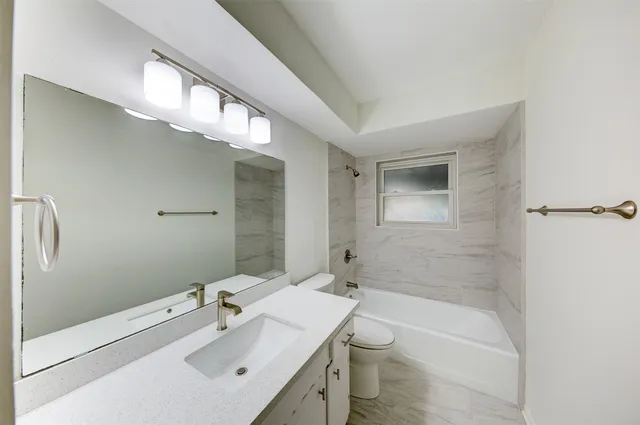 $259,900 | 7115 Drowsy Pine Drive, Houston, TX 77092