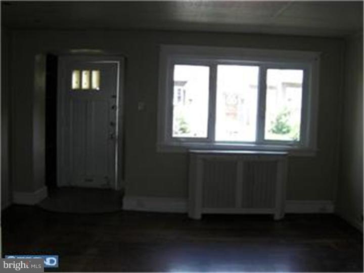 240 Sanford Road Upper Darby, PA 19082 - Photo 2 of 10