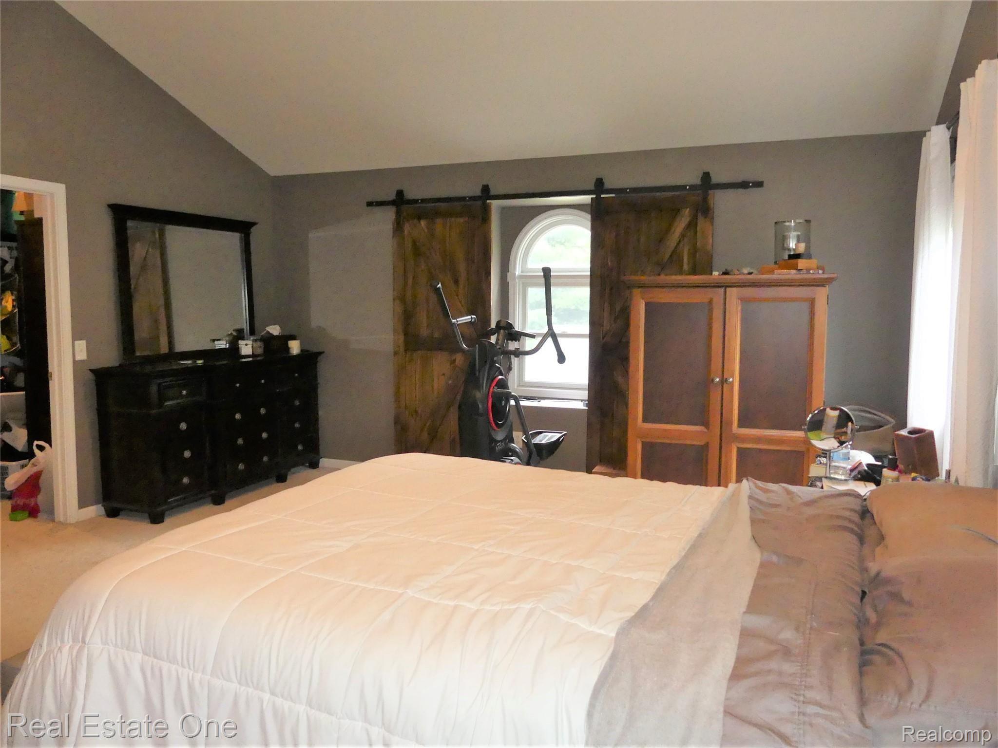 34016 Steadman Road New Boston, MI 48164 - Photo 40 of 46 P1030406.JPG