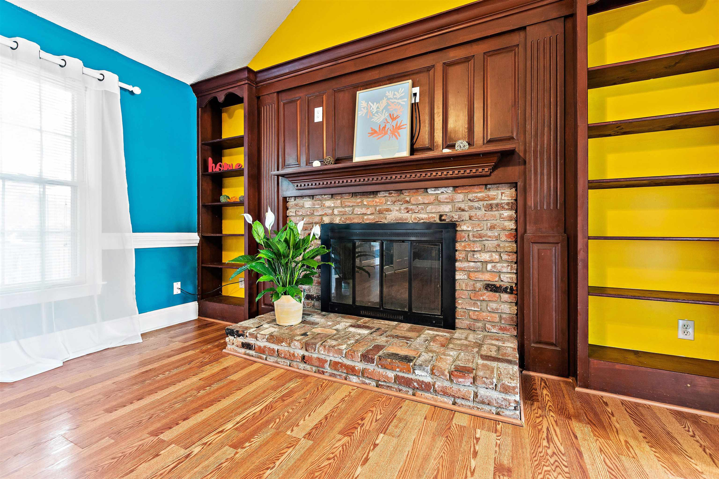 2808 West Jameson Road Raleigh, NC 27604 - Photo 11 of 30 Living Room