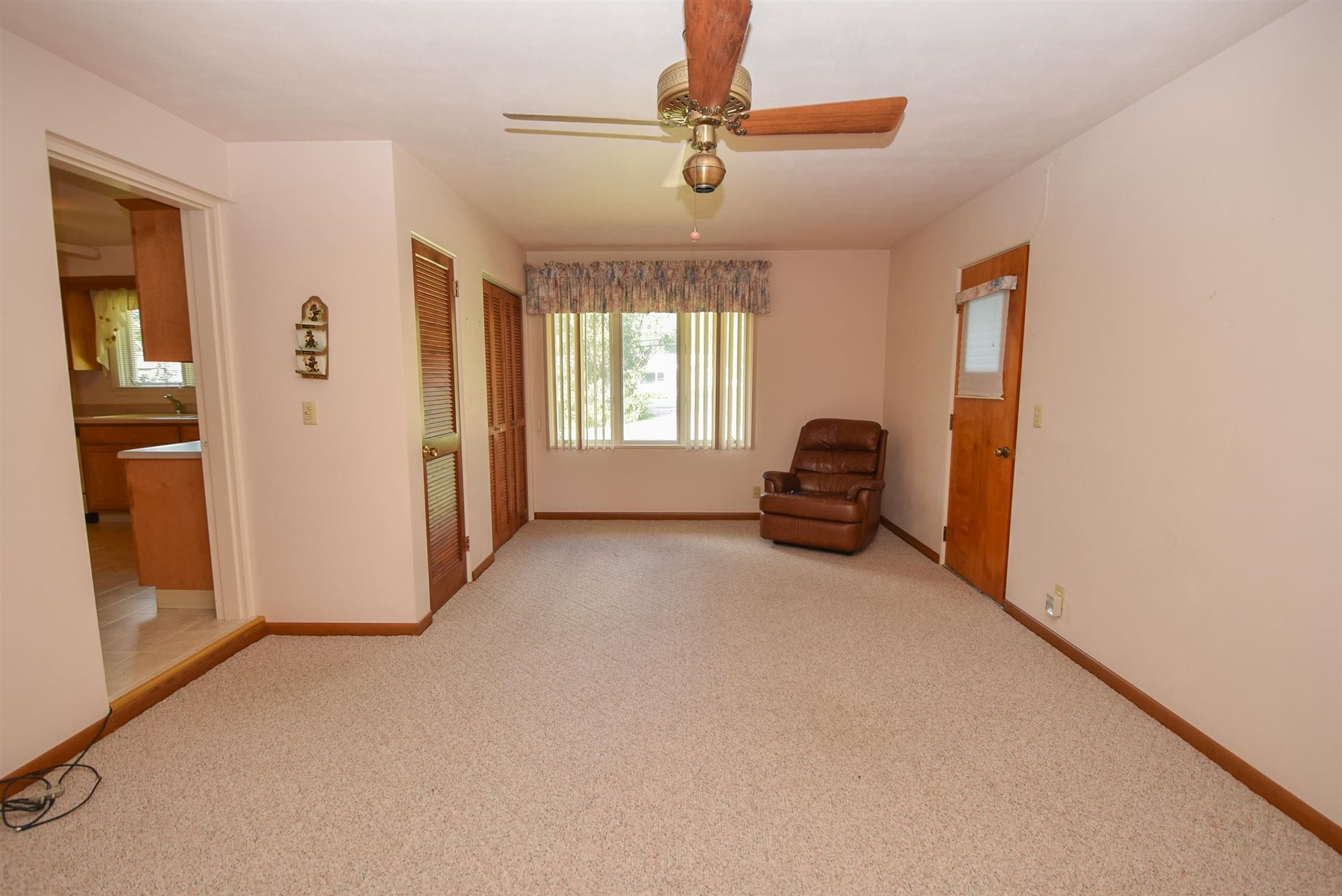 4609 West Petty Road Muncie, IN 47304 - Photo 4 of 28