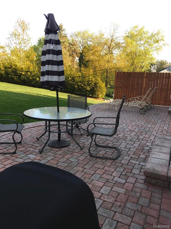 1153 East Fairview Lane Rochester Hills, MI 48306 - Photo 4 of 24