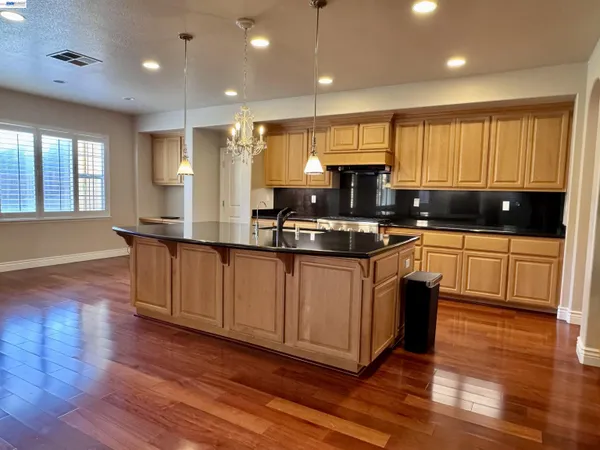 $6,800 | 7875 Kennard Lane, San Ramon, CA 94582