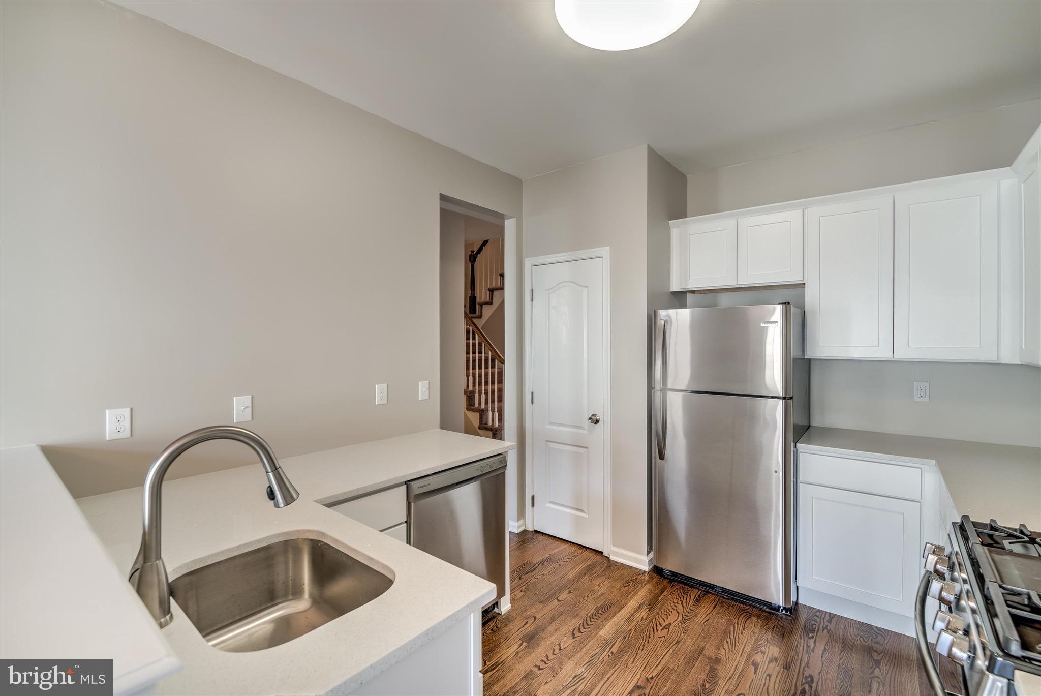 206 Hawthorne Way Delran, NJ 08075 - Photo 11 of 21 Gallery Image 11