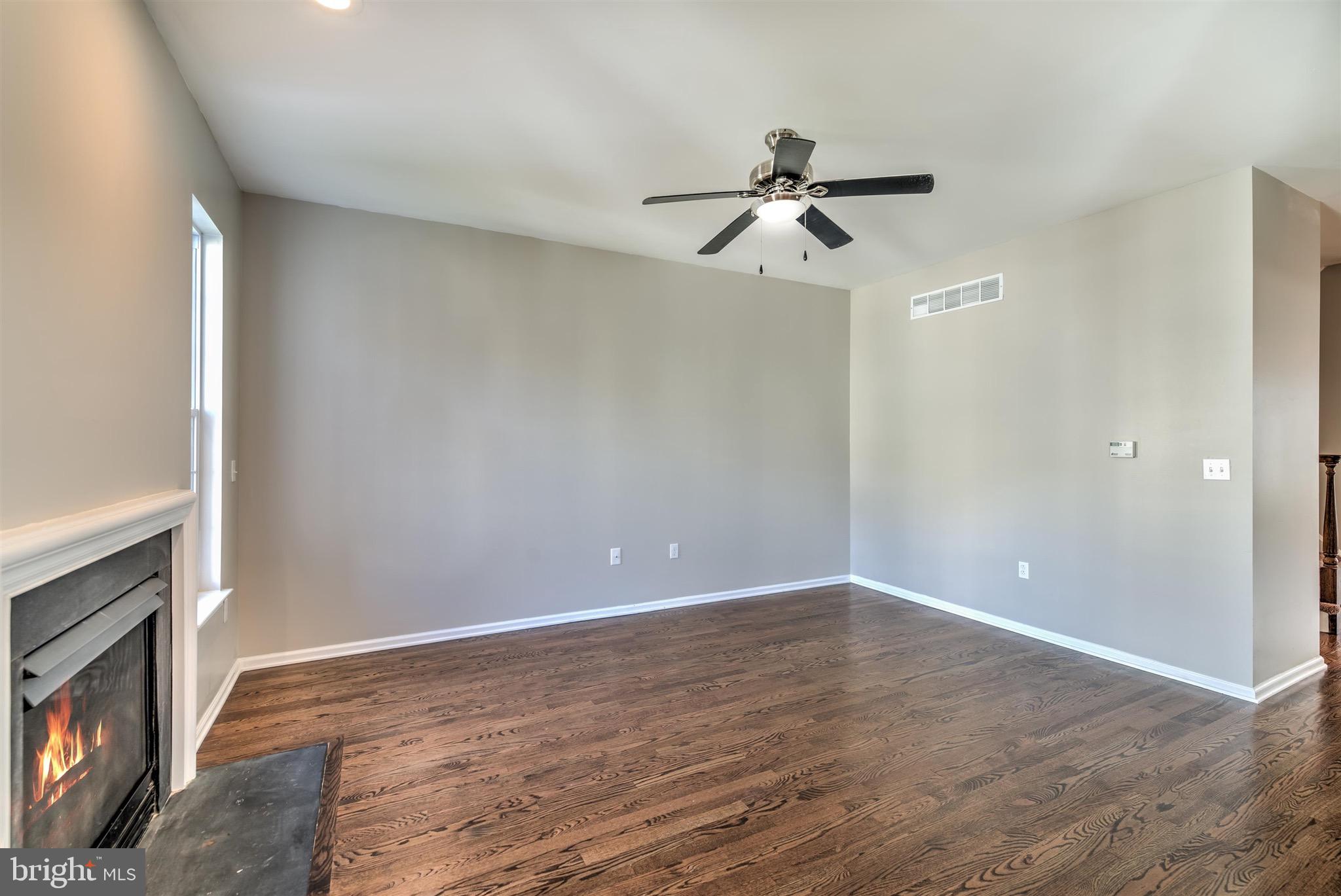 206 Hawthorne Way Delran, NJ 08075 - Photo 5 of 21 Gallery Image 5