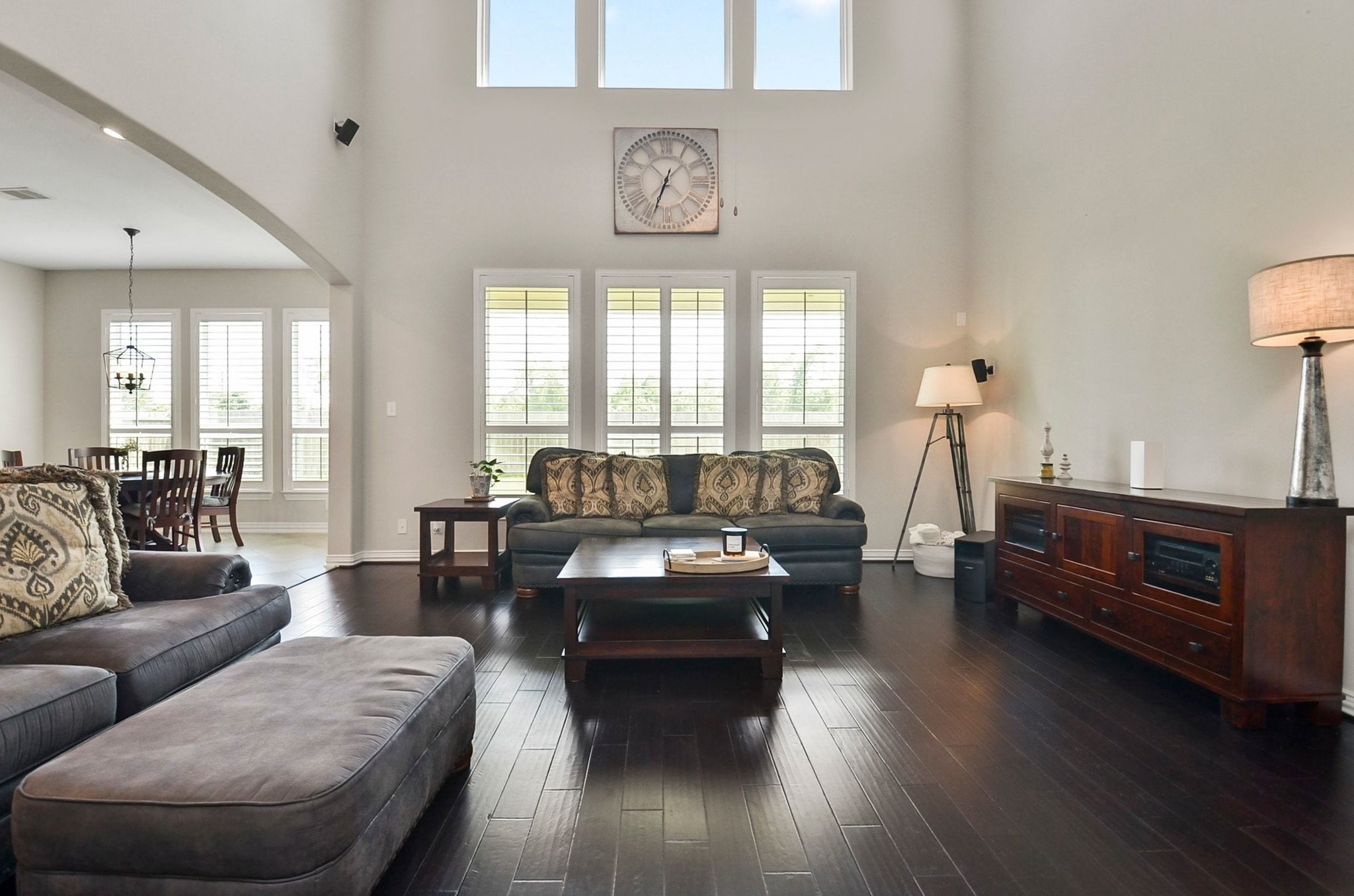 2714 Topaz Cove Lane Rosharon, TX 77583 - Photo 22 of 50 a living room with furniture and a wooden floor