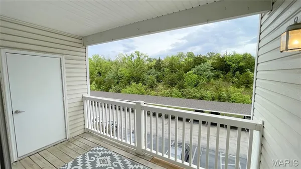 $199,900 | 33 Kassebaum Lane, Unit 306, St. Louis, MO 63129