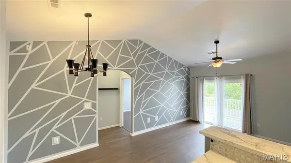 $199,900 | 33 Kassebaum Lane, Unit 306, St. Louis, MO 63129