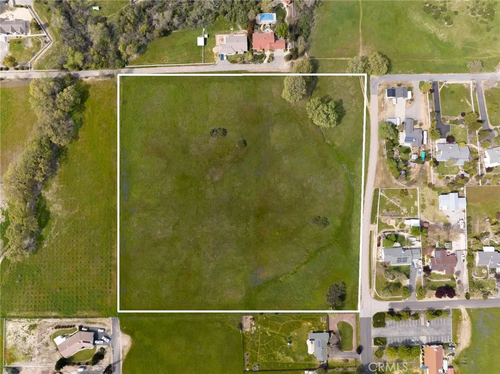0 Bennett Templeton, CA 93465 - Photo 2 of 10 an outdoor view of a bathroom