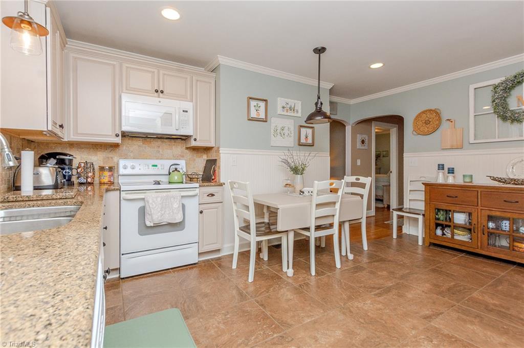 912 Shamrock Road Asheboro, NC 27203 - Photo 11 of 35 Gallery Image 11