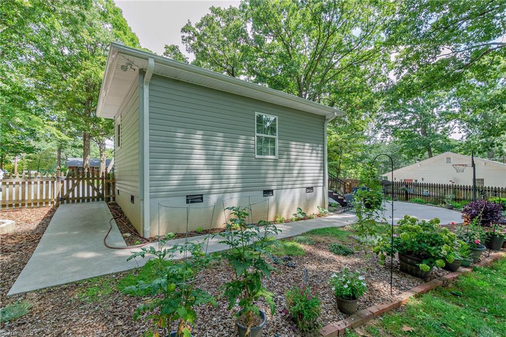 912 Shamrock Road Asheboro, NC 27203 - Photo 31 of 35 Gallery Image 31