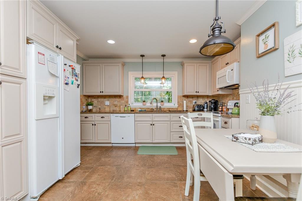 912 Shamrock Road Asheboro, NC 27203 - Photo 8 of 35 Gallery Image 8