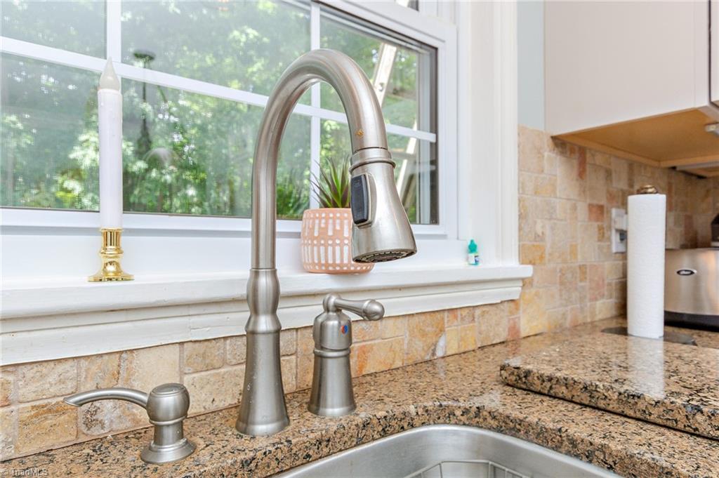 912 Shamrock Road Asheboro, NC 27203 - Photo 10 of 35 Gallery Image 10