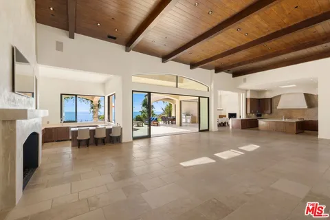 $19,100,000 | Undisclosed Address, Malibu, CA 90265