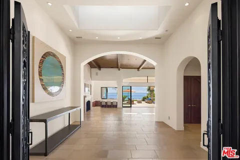 $19,100,000 | Undisclosed Address, Malibu, CA 90265