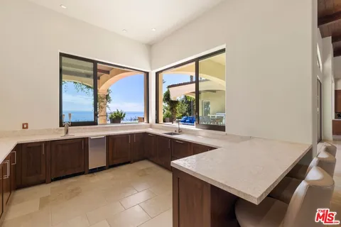 $19,100,000 | Undisclosed Address, Malibu, CA 90265