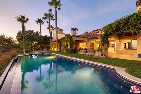 $19,100,000 | 11768 Ellice Street, Malibu, CA 90265