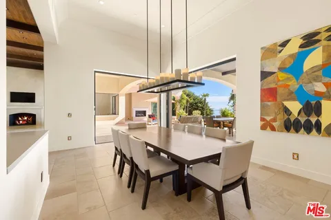 $19,100,000 | Undisclosed Address, Malibu, CA 90265