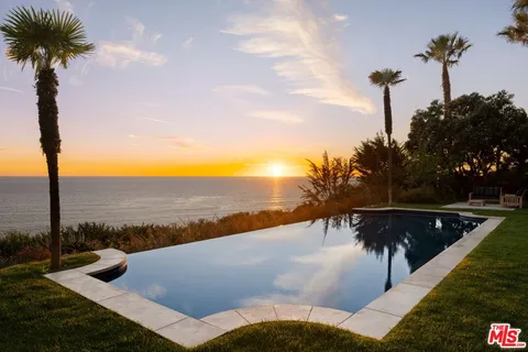 $19,100,000 | Undisclosed Address, Malibu, CA 90265