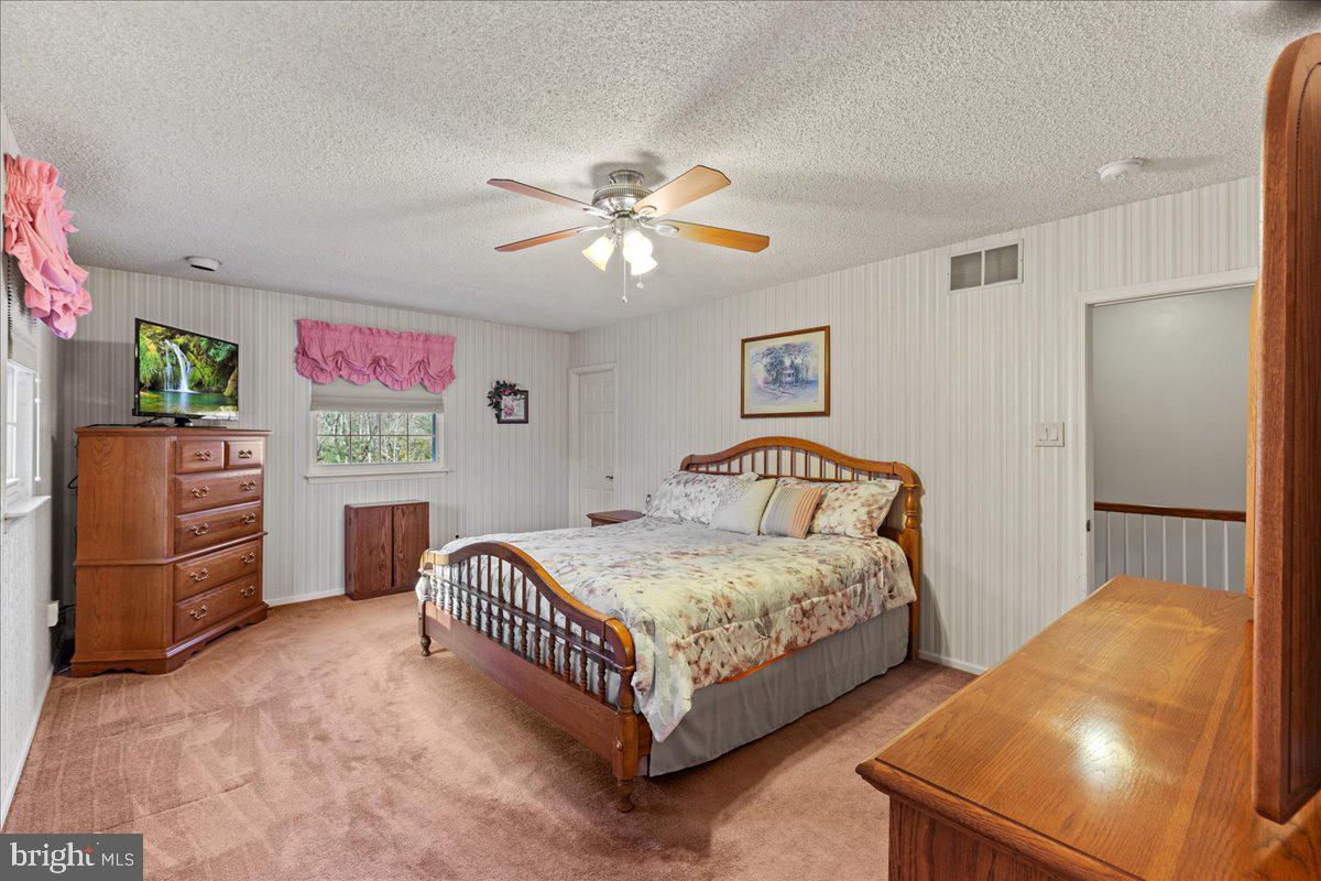 109 Heath Road Medford, NJ 08055 - Photo 18 of 41 Gallery Image 18