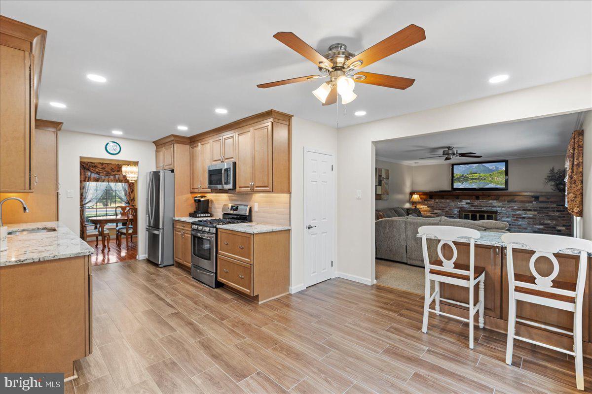 109 Heath Road Medford, NJ 08055 - Photo 2 of 41 Gallery Image 2
