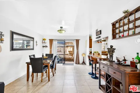 $705,000 | 10817 Whipple Street, Unit 6, Toluca Lake, CA 91602