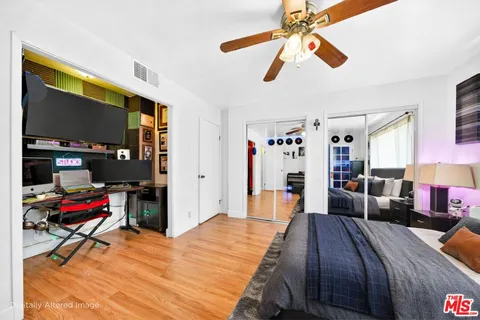 $705,000 | 10817 Whipple Street, Unit 6, Toluca Lake, CA 91602