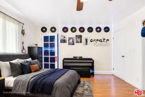 $705,000 | 10817 Whipple Street, Unit 6, Toluca Lake, CA 91602