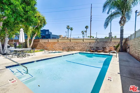 $705,000 | 10817 Whipple Street, Unit 6, Toluca Lake, CA 91602