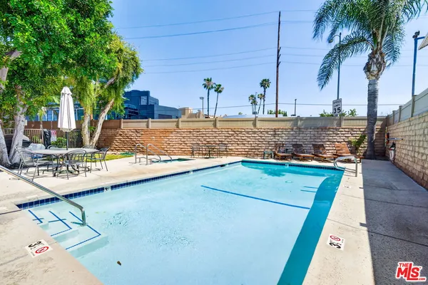 $705,000 | 10817 Whipple Street, Unit 6, Toluca Lake, CA 91602
