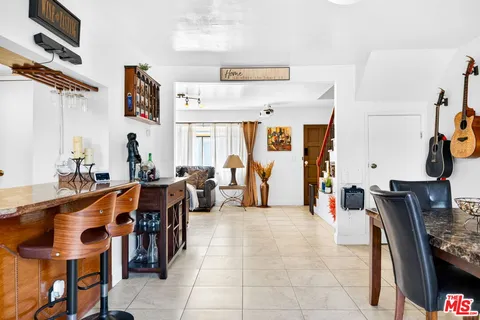 $705,000 | 10817 Whipple Street, Unit 6, Toluca Lake, CA 91602