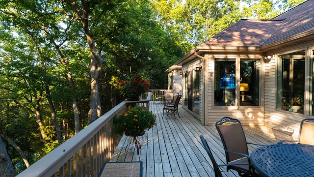 $899,900 | 777 Brooks Road North, Muskegon, MI 49442