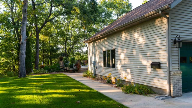 $899,900 | 777 Brooks Road North, Muskegon, MI 49442