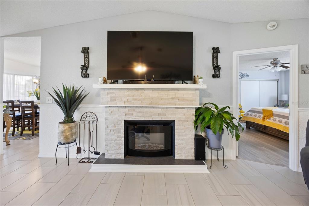 8849 Southwest 116th Place Road Ocala, FL 34481 - Photo 9 of 42 Gallery Image 9