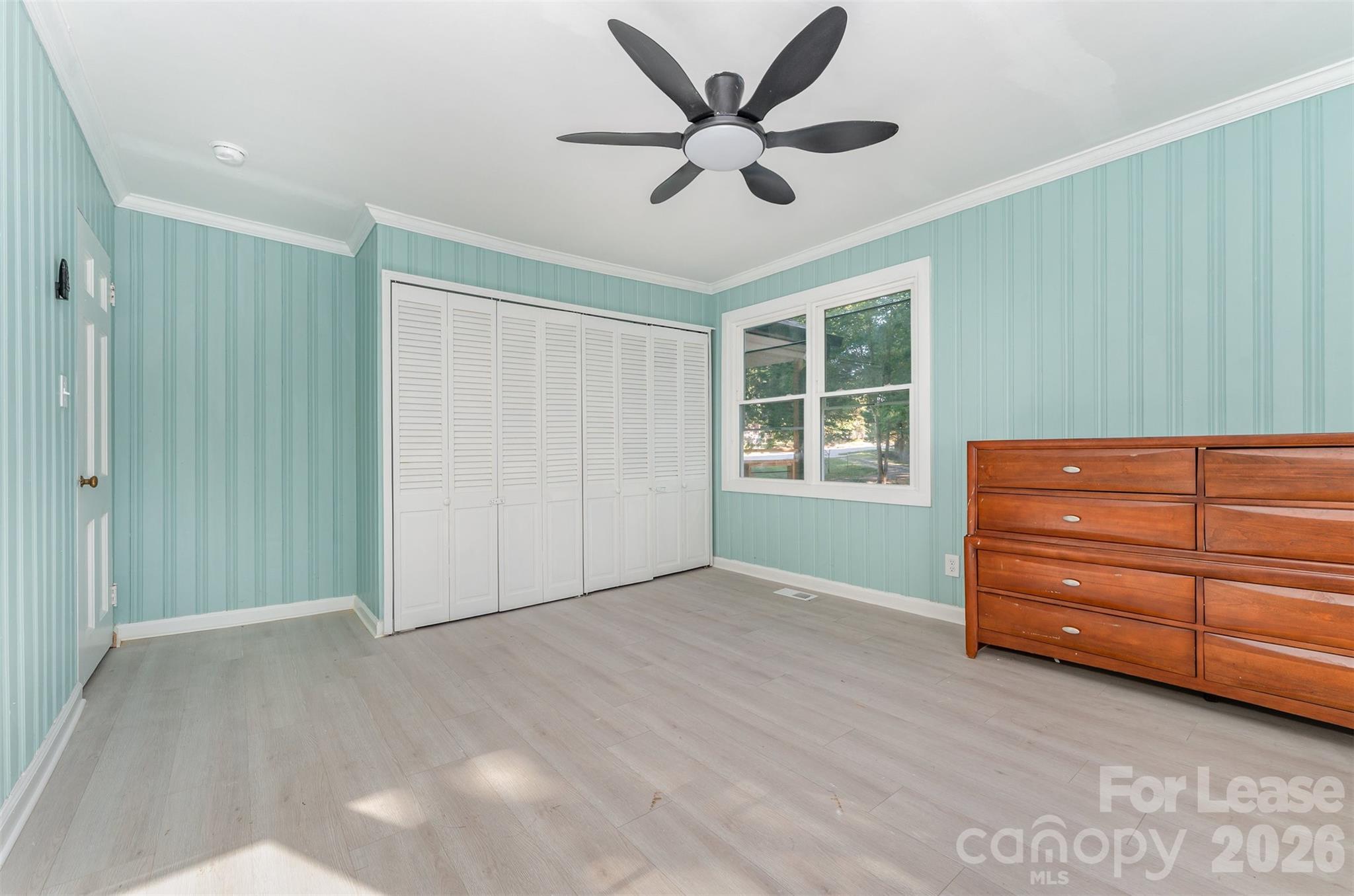 1906 New Garden Road Greensboro, NC 27410 - Photo 25 of 35
