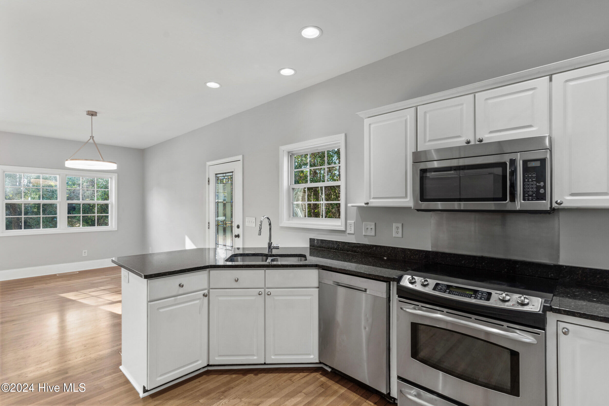 97 Scotch Bonnet Way Hampstead, NC 28443 - Photo 12 of 55 97scotchbonnetway_00010