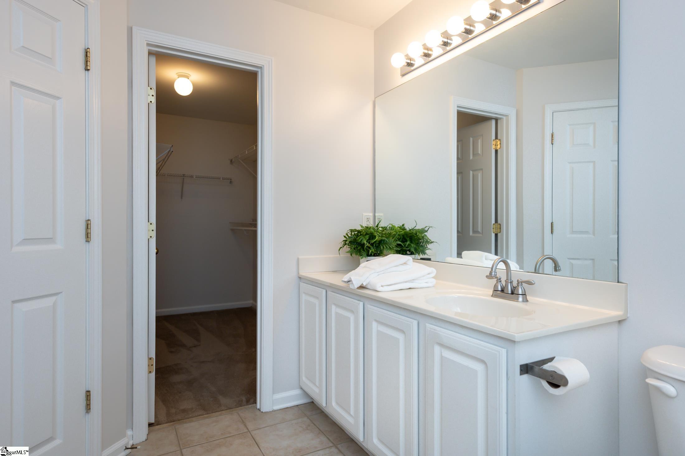 108 Chalet Place Greenville, SC 29607 - Photo 14 of 26