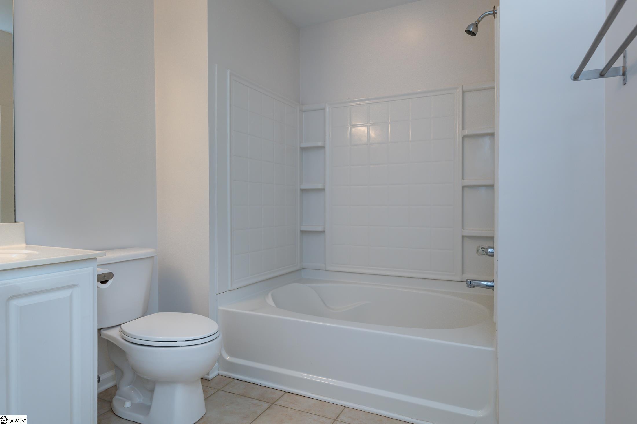 108 Chalet Place Greenville, SC 29607 - Photo 15 of 26