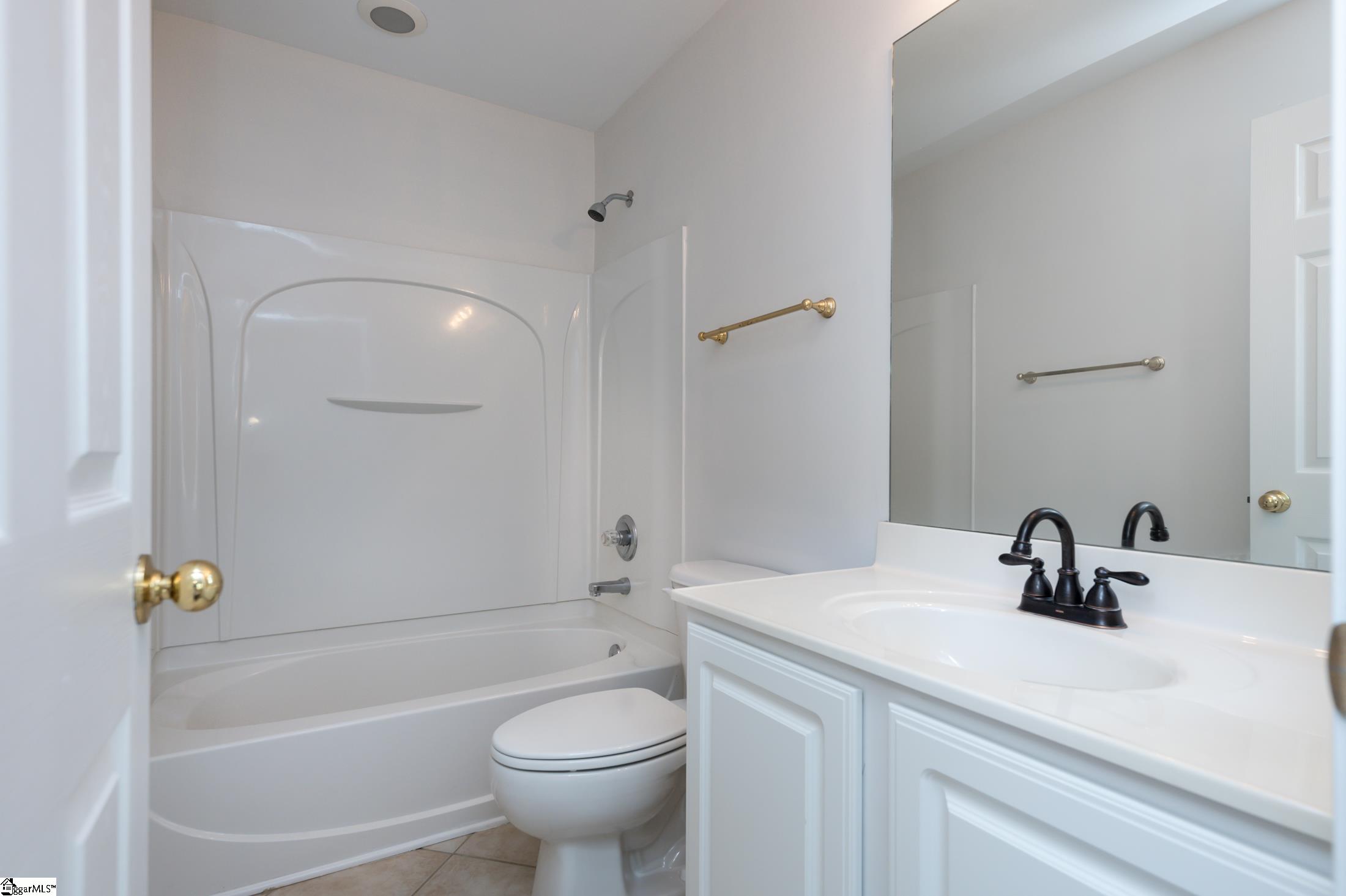 108 Chalet Place Greenville, SC 29607 - Photo 19 of 26