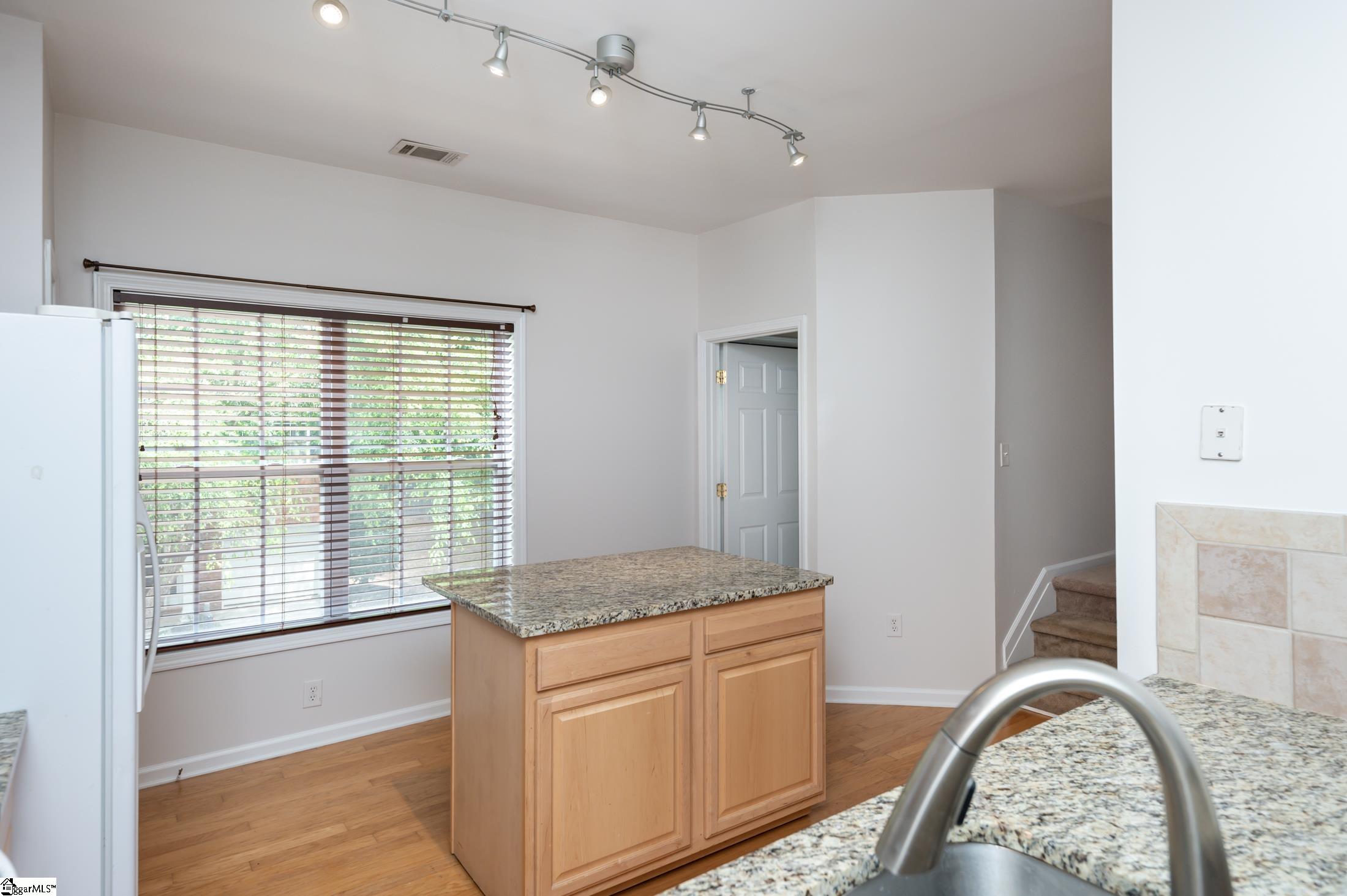 108 Chalet Place Greenville, SC 29607 - Photo 10 of 26