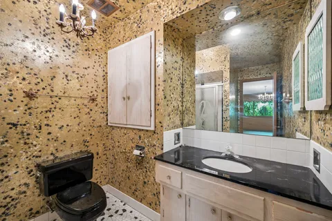 $499,000 | 2419 Lake Avenue, Wilmette, IL 60091