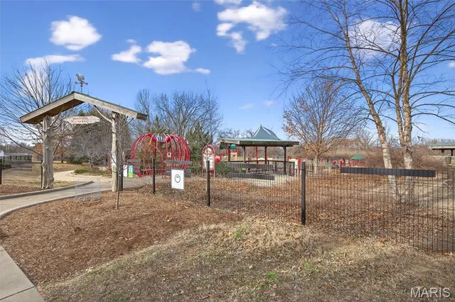 $225,000 | 21 Marie Drive, Unit 1, St. Charles, MO 63301