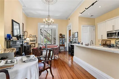 $465,000 | 604 Esplanade Avenue, Unit 102, New Orleans, LA 70116