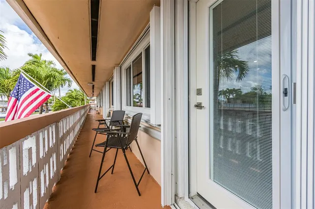 $114,500 | 901 Southwest 11th Avenue, Unit 16H, Hallandale Beach, FL 33009